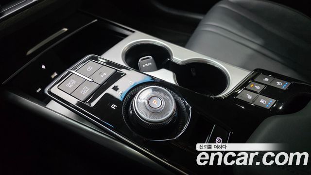 Kia K8 2.5 Gasoline 2WD Noblesse 2023 — фото 9