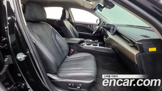 Kia K8 2.5 Gasoline 2WD Noblesse 2023 — фото 10