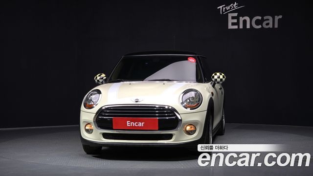 MINI Cooper Standard Third Generation 2016 — фото 3