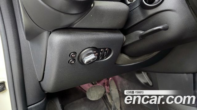 MINI Cooper Standard Third Generation 2016 — фото 17