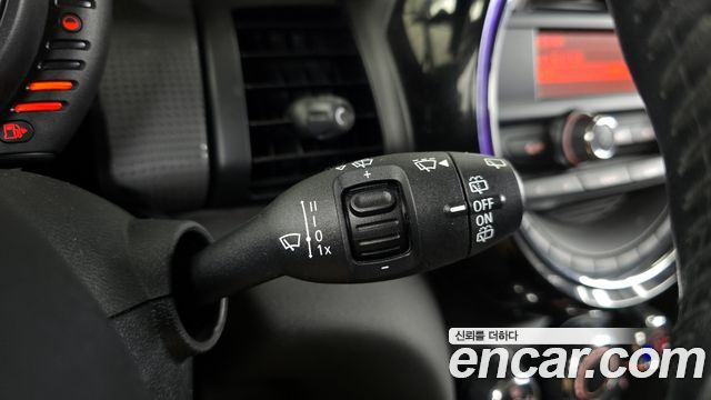 MINI Cooper Standard Third Generation 2016 — фото 18