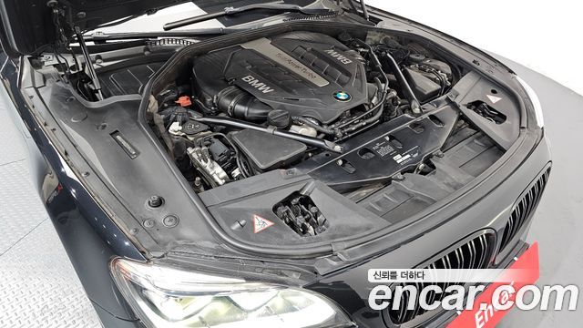 BMW 7 Series (F01) 750Li xDrive 2014 — фото 6