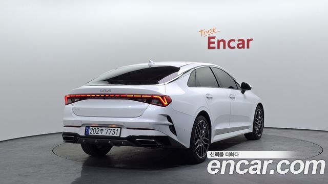 Kia K5 (III) 1.6 Turbo Signature 2023 — фото 2