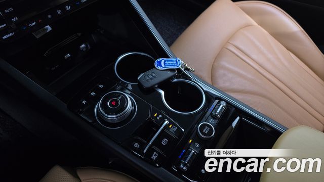 Kia K5 (III) 1.6 Turbo Signature 2023 — фото 9