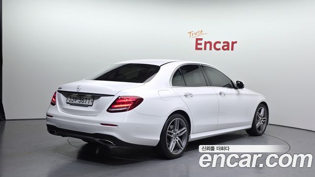 Mercedes-Benz E-Class (W213) E300 AMG Line 2019 — фото 2