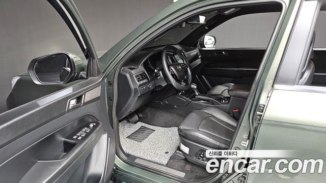 KG Mobility (SsangYong) Rexton Sports Khan Diesel 2.2 4WD Prestige 2023 — фото 10