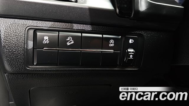 KG Mobility (SsangYong) Rexton Sports Khan Diesel 2.2 4WD Prestige 2023 — фото 13