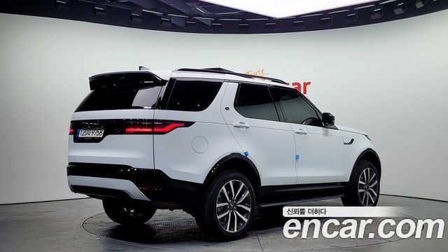 Land Rover Discovery 5 P360 R-Dynamic SE 2022 — фото 2