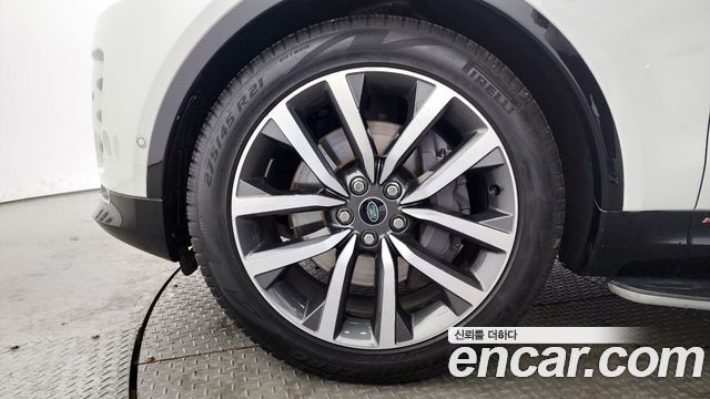 Land Rover Discovery 5 P360 R-Dynamic SE 2022 — фото 5