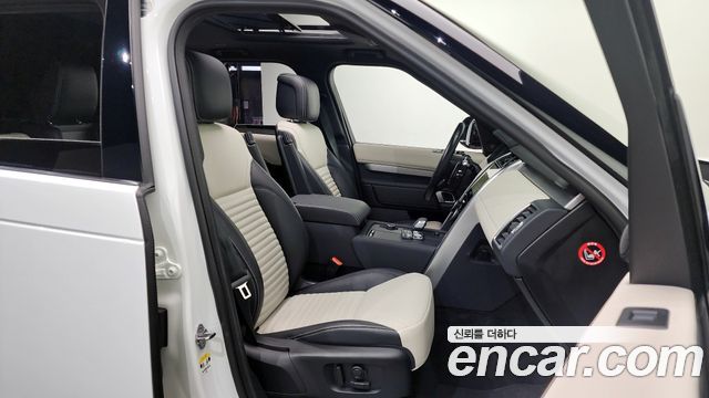 Land Rover Discovery 5 P360 R-Dynamic SE 2022 — фото 12