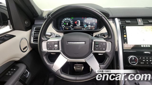 Land Rover Discovery 5 P360 R-Dynamic SE 2022 — фото 13