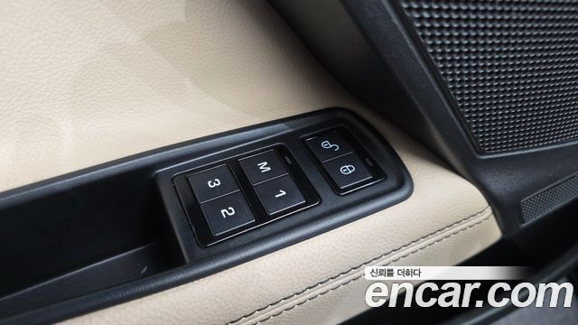Jaguar XE 20d Prestige 2016 — фото 13
