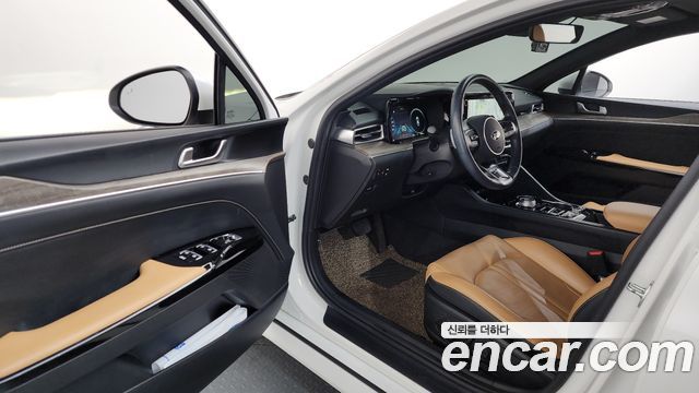 Kia K5 (III) 2.0 Noblesse 2021 — фото 10