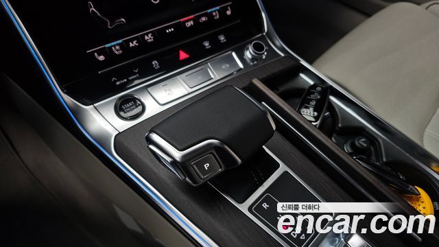 Audi A6 (C8) 45 TFSI Premium 2025 — фото 9