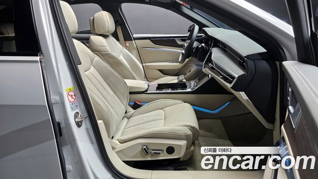 Audi A6 (C8) 45 TFSI Premium 2025 — фото 15