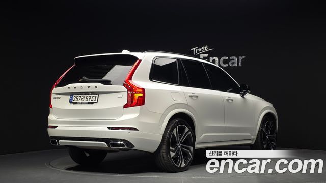 Volvo XC90 (II) T8 R-Design Hybrid 2021 — фото 2