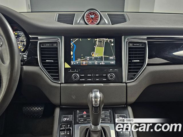 Porsche Macan 3.0 S Diesel 95B 2017 — фото 21