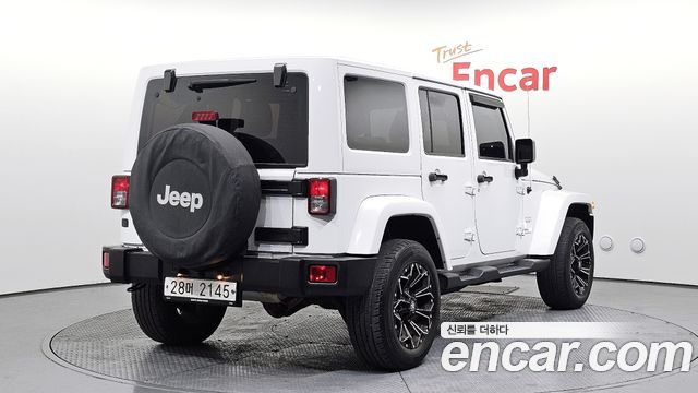 Jeep Wrangler (JK) 3.6 Sahara 4Door 2017 — фото 2