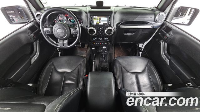 Jeep Wrangler (JK) 3.6 Sahara 4Door 2017 — фото 7