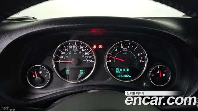 Jeep Wrangler (JK) 3.6 Sahara 4Door 2017 — фото 8