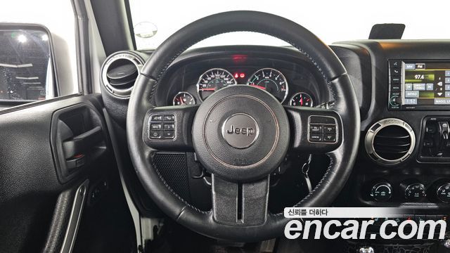 Jeep Wrangler (JK) 3.6 Sahara 4Door 2017 — фото 15
