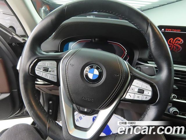 BMW 5 Series (G30) 523d xDrive Luxury 2022 — фото 8