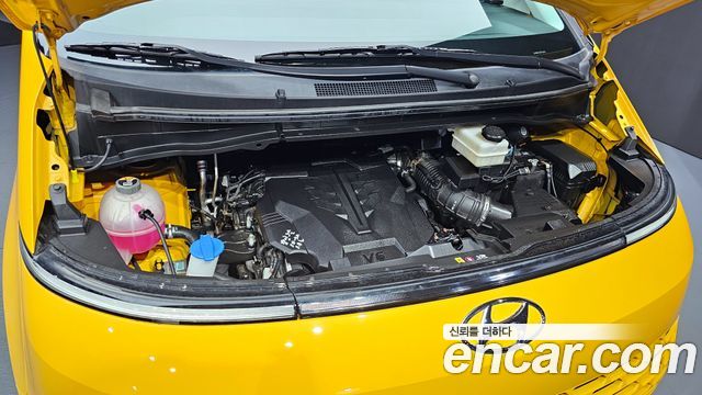 Hyundai Staria L3.5  Kinder Safety Car 11-Seater 2023 — фото 6