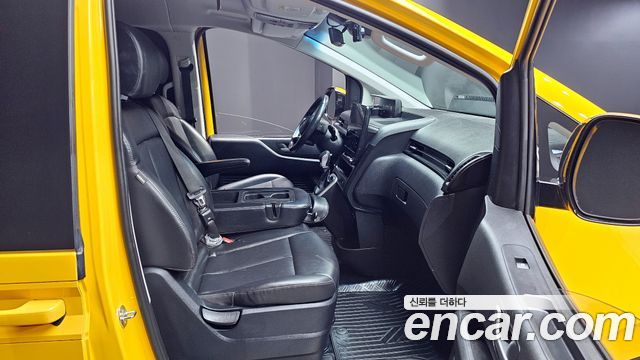Hyundai Staria L3.5  Kinder Safety Car 11-Seater 2023 — фото 11
