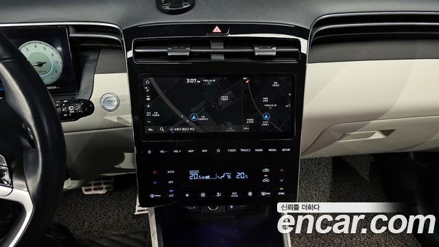 Hyundai Tucson (NX4) Gasoline 1.6 Turbo 2WD Inspiration 2022 — фото 14