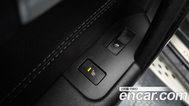 Chevrolet Captiva 4WD LTZ 2015 — фото 17