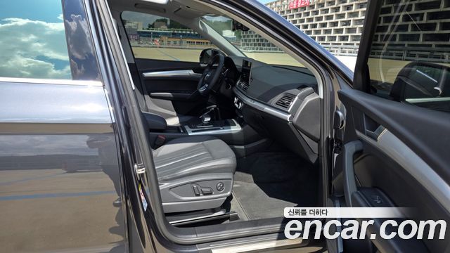 Audi Q5 (FY) 40 TDI Quattro 2022 — фото 18