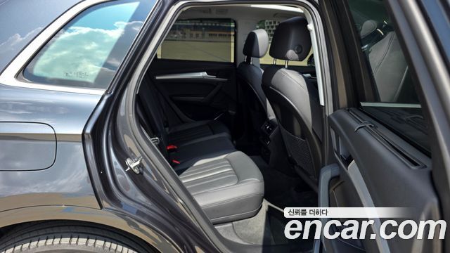 Audi Q5 (FY) 40 TDI Quattro 2022 — фото 20