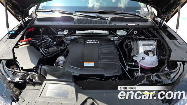 Audi Q5 (FY) 40 TDI Quattro 2022 — фото 24