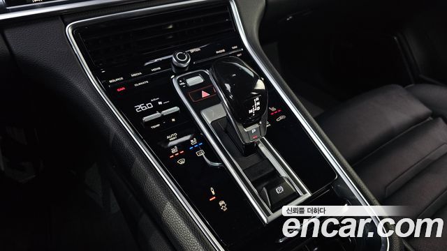 Porsche Panamera (971) 3.0 AWD 2018 — фото 9