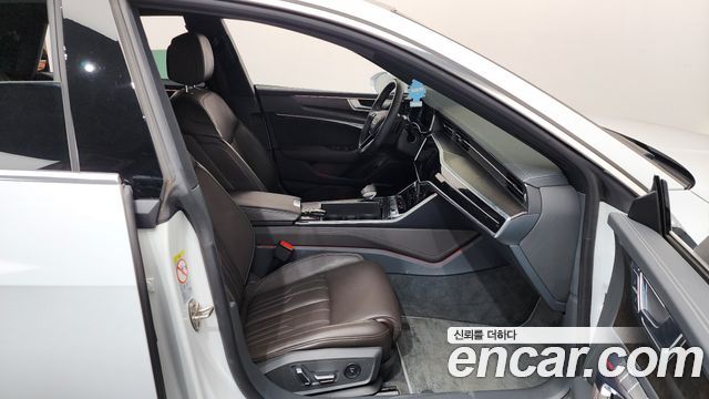 Audi A7 (4K) 55 TFSI Quattro Premium 2020 — фото 11
