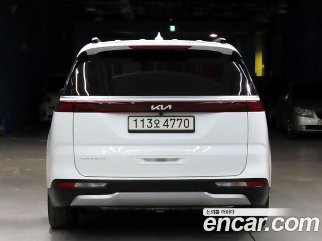Kia Carnival (IV) Diesel 9-Seater Prestige 2023 — фото 4