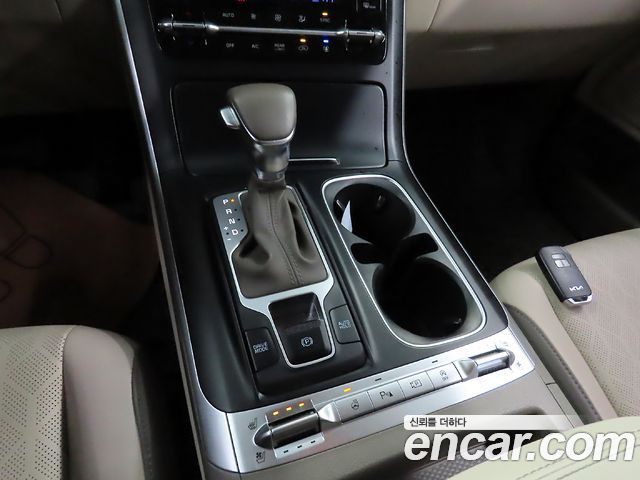Kia Carnival (IV) Diesel 9-Seater Prestige 2023 — фото 9