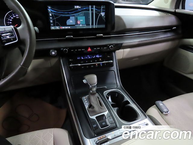Kia Carnival (IV) Diesel 9-Seater Prestige 2023 — фото 17