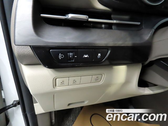 Kia Carnival (IV) Diesel 9-Seater Prestige 2023 — фото 20