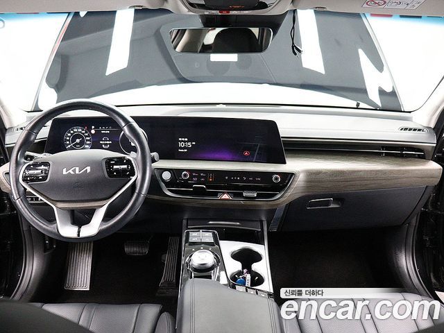 Kia K8 2.5 Gasoline 2WD Noblesse 2023 — фото 5