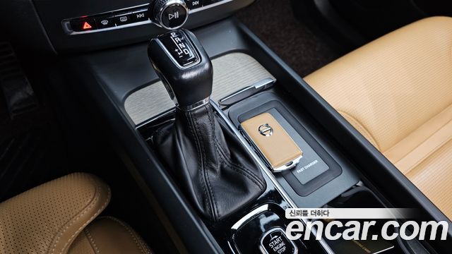 Volvo XC60 (II) D5 Inscription 2019 — фото 9