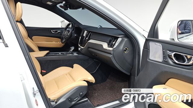 Volvo XC60 (II) D5 Inscription 2019 — фото 11