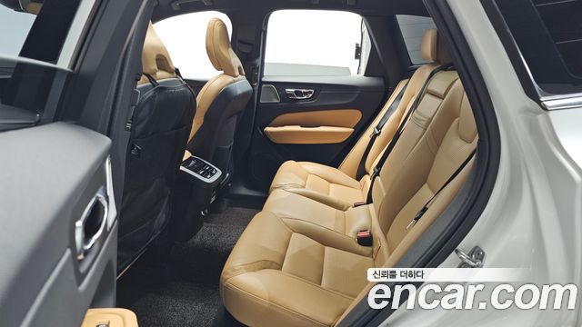 Volvo XC60 (II) D5 Inscription 2019 — фото 12