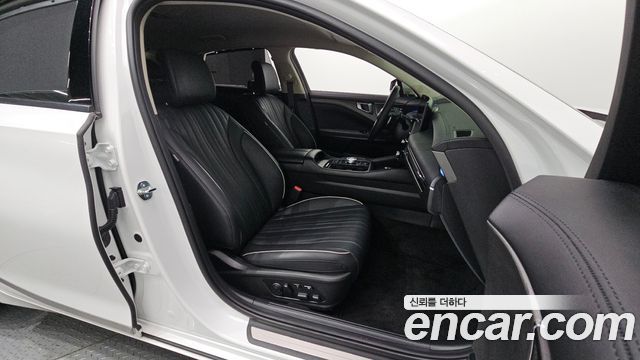 Kia K8 2.5 Gasoline 2WD Signature 2025 — фото 11
