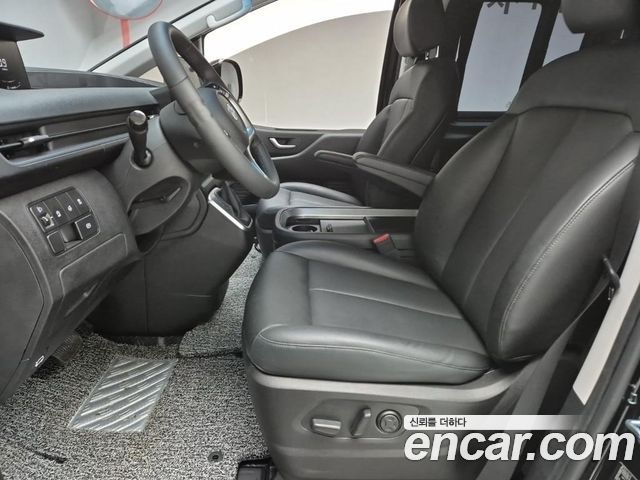 Hyundai Staria Cargo 5-Seater Modern 2022 — фото 15