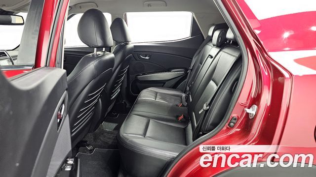 KG Mobility (SsangYong) Very New Tivoli Gasoline 1.5 2WD V3 2023 — фото 12
