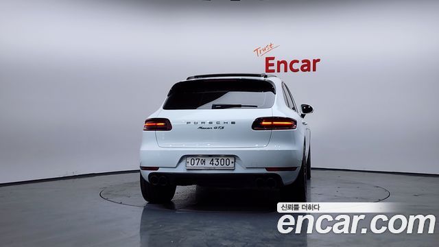 Porsche Macan 3.0 GTS 95B 2018 — фото 4