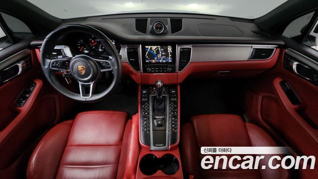 Porsche Macan 3.0 GTS 95B 2018 — фото 7
