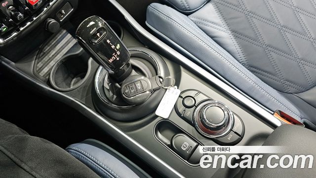 MINI Cooper S Clubman Classic 2nd 2023 — фото 9