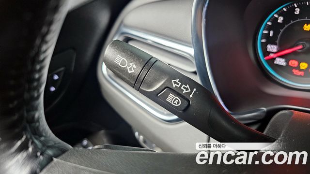Chevrolet Next Equinox 2WD LT 2022 — фото 21